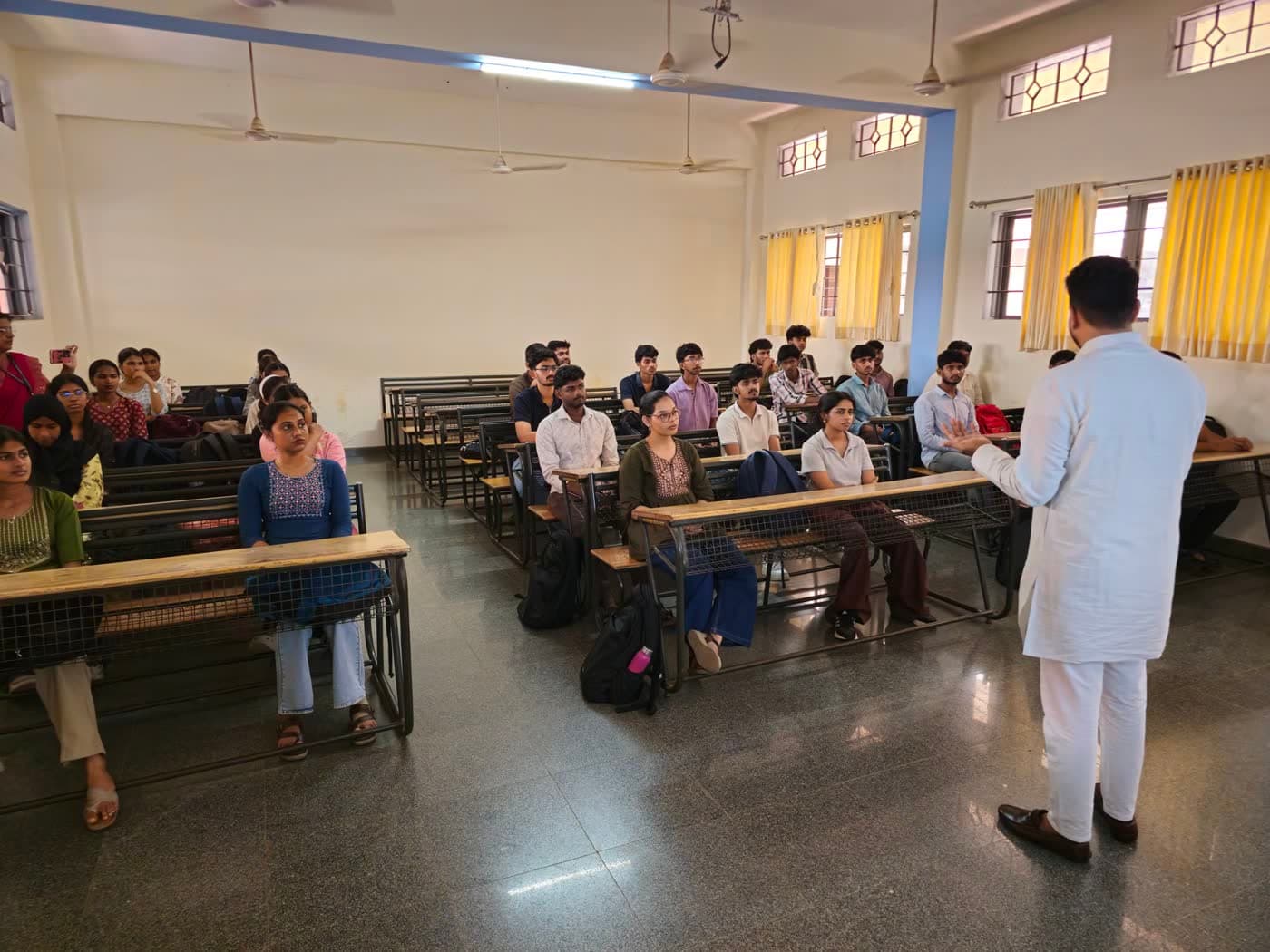 Wide view of the workshop in progress
